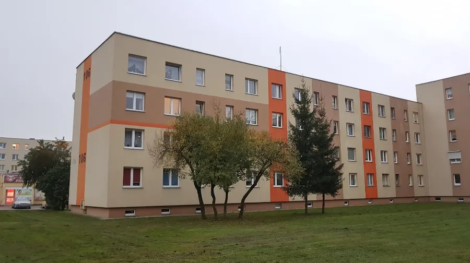 Odgrzybianie elewacji Zgierz5